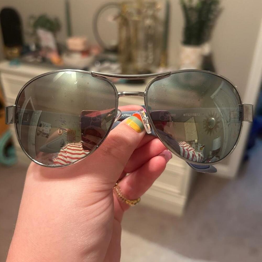 Blue and greenish silver aviator sunglasses